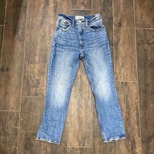 Abercrombie high rise mom jean